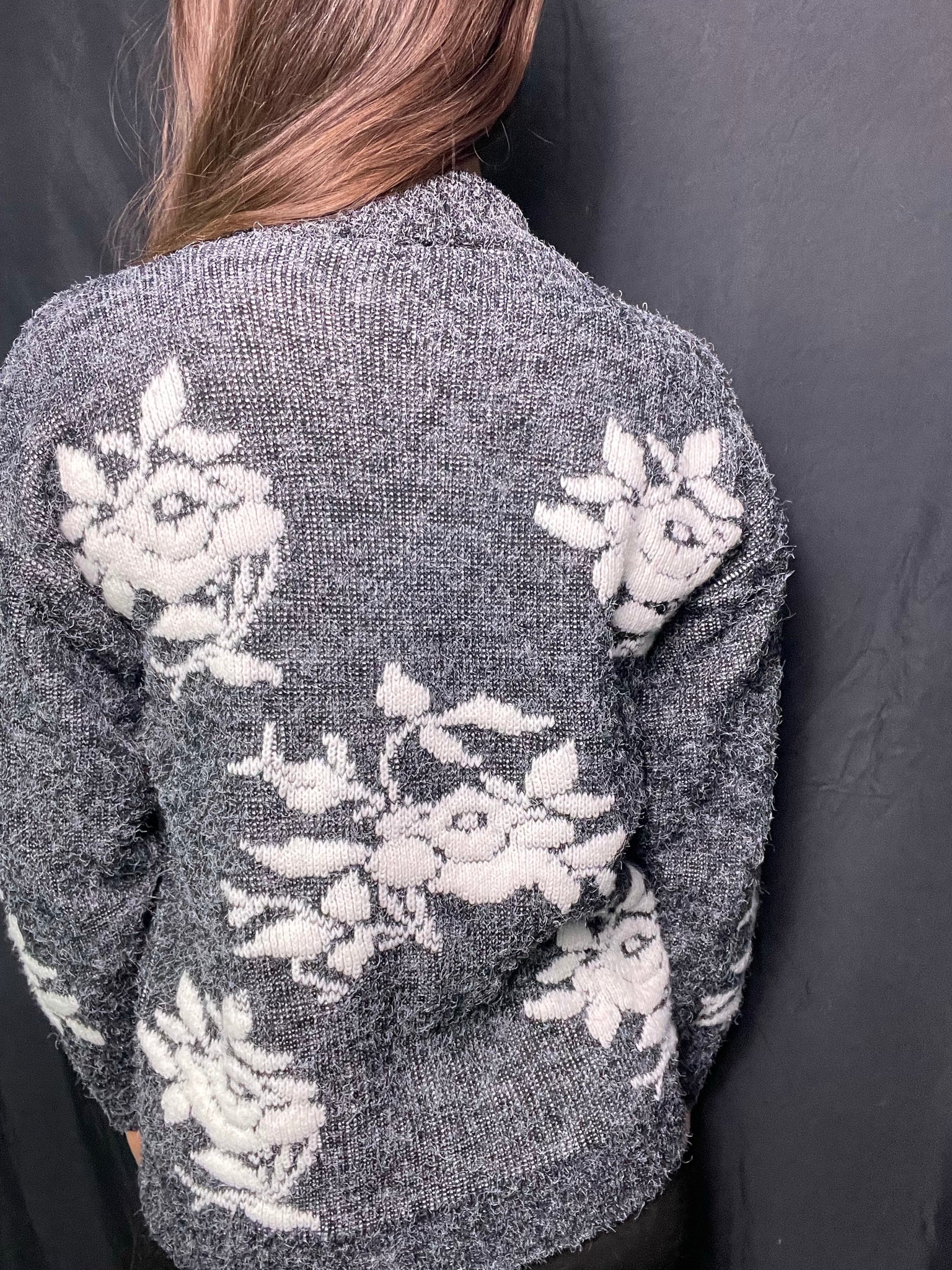 80s rose print sweater, Size 6