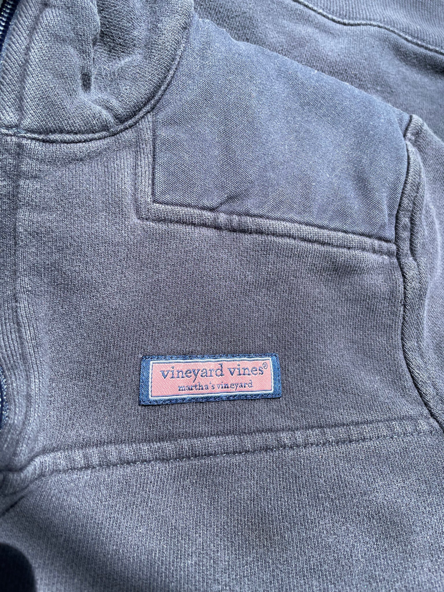 Vineyard Vines pullover, Size S