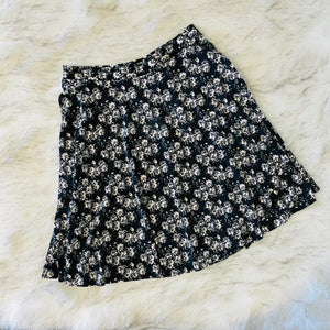 Fishbone Sister mini skirt, Size XS