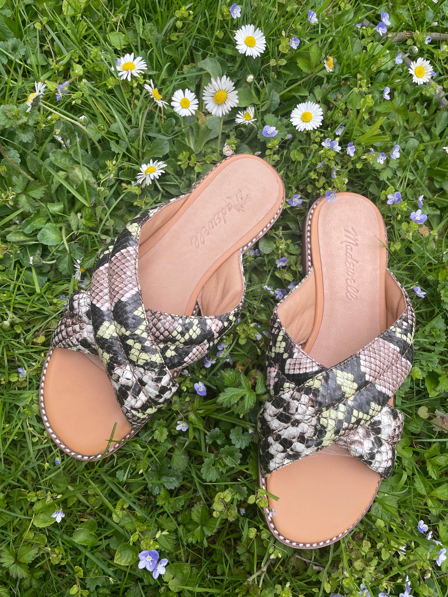 NEW Madewell snakeskin sandals, Size 6
